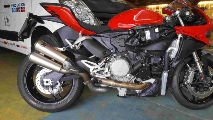 Ducati 959 Panigale de cat Carbon Can Co Motorbike Exhaust pipework Cumbria